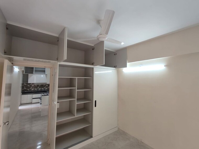 Room, mrg-the-balcony 2 Bedroom 645 Sq.Ft. Apartment In Sector 93 Gurgaon 9812143