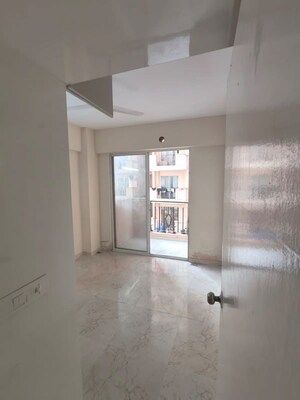2 BHK Apartment For Rent in MRG The Balcony, Sector 93