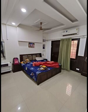 Bedroom in 4 BHK Builder Floor at Sector 15 – for Rent