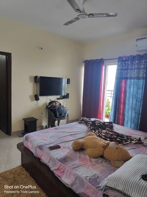 Bedroom in 2 BHK Builder Floor at Indira Nagar – for Rent