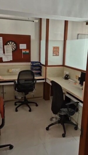  Office Space For Rent in Shubham Centre, Andheri East