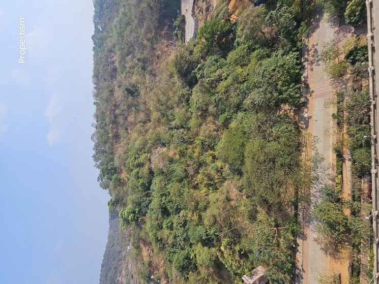 Garden, hiranandani-castle-rock 2 Bedroom 750 Sq.Ft. Apartment In Powai Mumbai 9812209