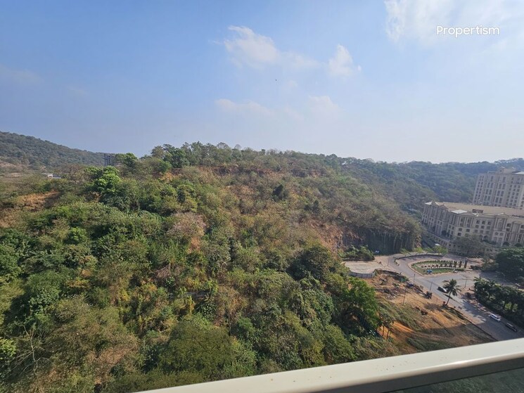 Garden, hiranandani-castle-rock 2 Bedroom 750 Sq.Ft. Apartment In Powai Mumbai 9812209