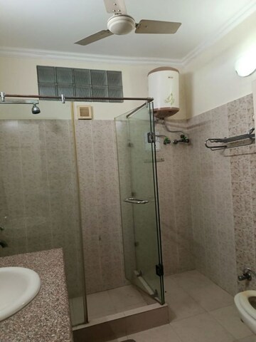 Bathroom in 3 BHK Apartment at RWA Apartments Sector 29, Sector 29 – for Rent