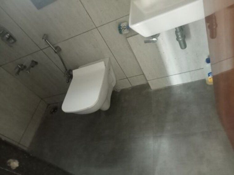 Bathroom, rna-ng-diamond-hill-phase-iii 2 Bedroom 700 Sq.Ft. Apartment In Beverly Park Thane 9812227