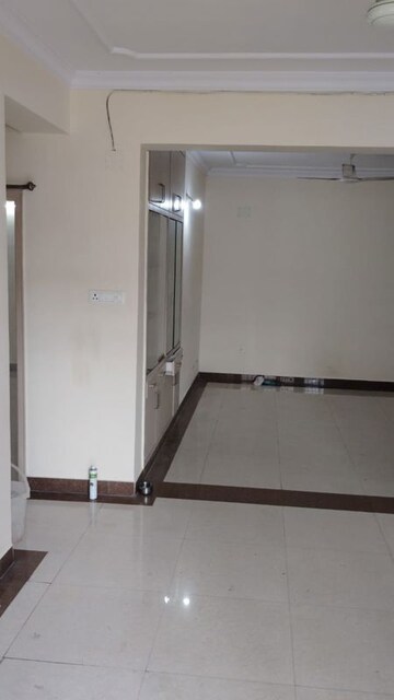 Bathroom in 3 BHK Apartment at Doranda – for Rent