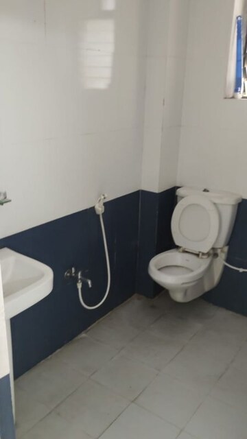 Bathroom in 3 BHK Apartment at Doranda – for Rent