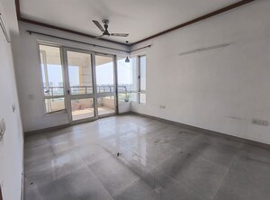 3 BHK Apartment For Rent in Jaypee Greens Kalypso Court, Sector 128