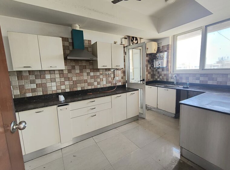 Kitchen, jaypee-greens-kalypso-court 3 Bedroom 2650 Sq.Ft. Apartment In Sector 128 Noida 9812277