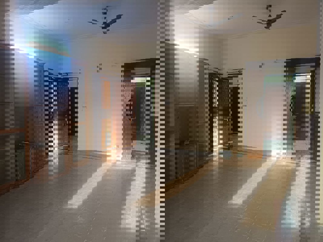 2 BHK Apartment For Rent in RWA Apartments Sector 29