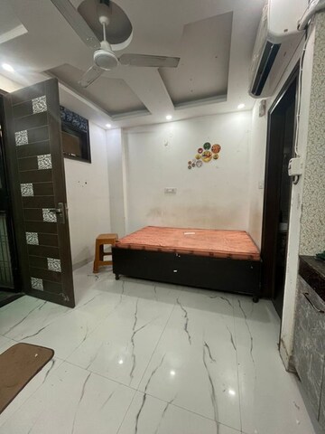 1 RK Builder Floor For Rent in Saket