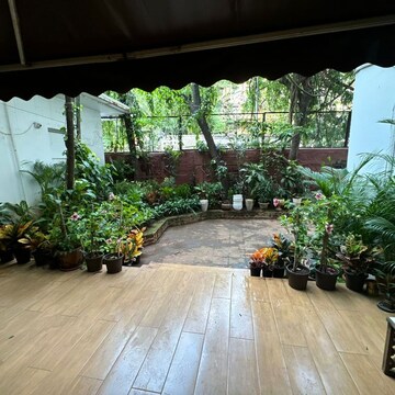 4 BHK Apartment For Rent in Tardeo