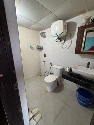 Bathroom in 1 RK Independent House at RWA Apartments, Sector 31 – for Rent