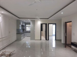 Room in 3 BHK Builder Floor at Ansal Plaza Sector-23, Sector 23 – for Rent