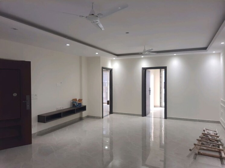 Room, ansal-plaza-sector-23 3 Bedroom 1850 Sq.Ft. Builder Floor In Sector 23 Gurgaon 9812332