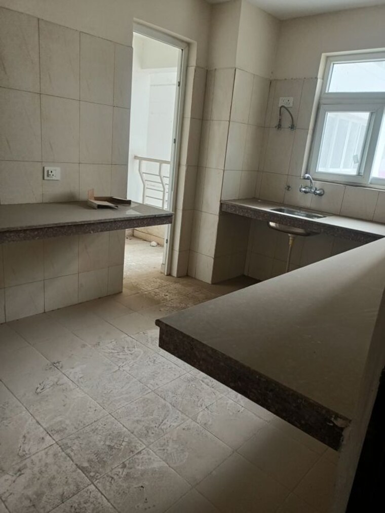 Kitchen, lotus-panache 4 Bedroom 2794 Sq.Ft. Apartment In Sector 110 Noida 9812341