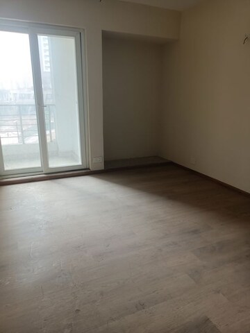 Room in 4 BHK Apartment at Lotus Panache, Sector 110 – for Sale