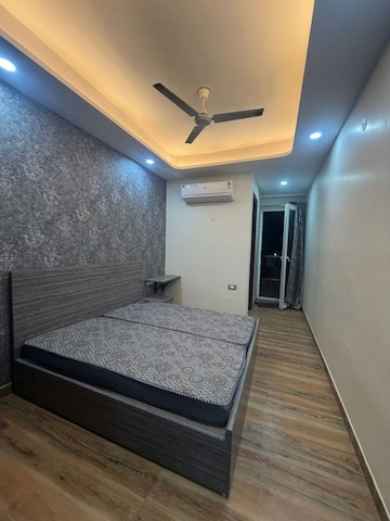 1 BHK Builder Floor For Rent in Sector 14