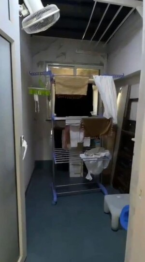 Master Bedroom in 2 BHK Apartment at Mayfair Meridian Andheri, Andheri West – for Sale