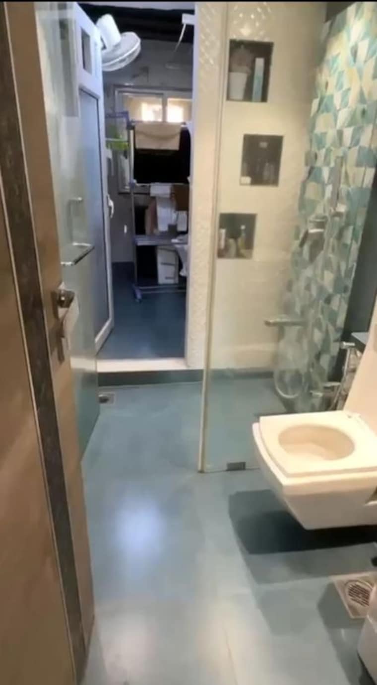 Bathroom, mayfair-meridian-andheri 2 Bedroom 800 Sq.Ft. Apartment In Andheri West Mumbai 9812363