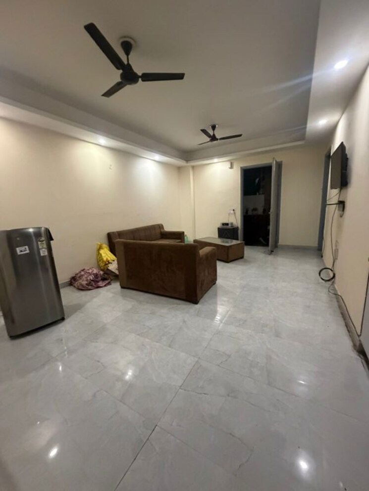 Living Room, sector 30 3 Bedroom 1700 Sq.Ft. Builder Floor In Sector 30 Gurgaon 9812365