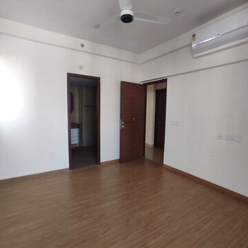 Room in 3 BHK Apartment at Godrej Meridien, Mohammad Heri Village – for Rent