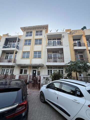 3 BHK Builder Floor For Sale in Ansal API Luxury Floors, KharaR-Banur Road