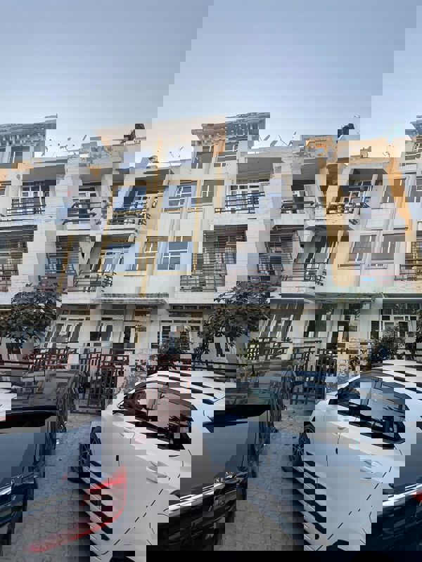 3 BHK + Extra Room Builder Floor For Sale in Ansal API Luxury Floors