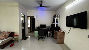 1 BHK Apartment For Rent in Krishna Residency Atmaram Compound, Malad West