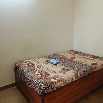 Bedroom in 2 BHK Independent House at ARV Park, Sector 63 – for Rent