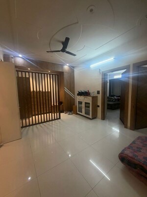 Living Room in 2 BHK Builder Floor at Sector 15 – for Rent