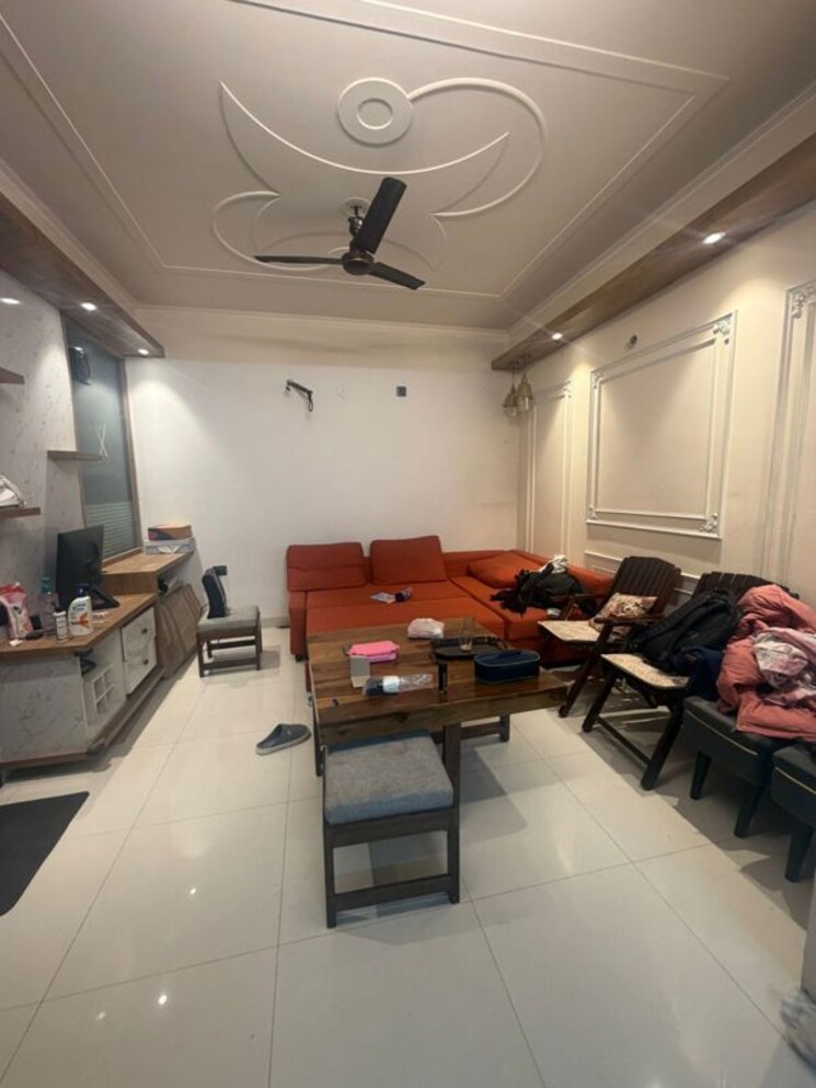 Living Room, sector 15 2 Bedroom 1500 Sq.Ft. Builder Floor In Sector 15 Gurgaon 9812384