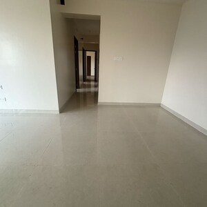 Room in 3 BHK Apartment at Sheth Montana Phase 3, Moti Nagar – for Sale