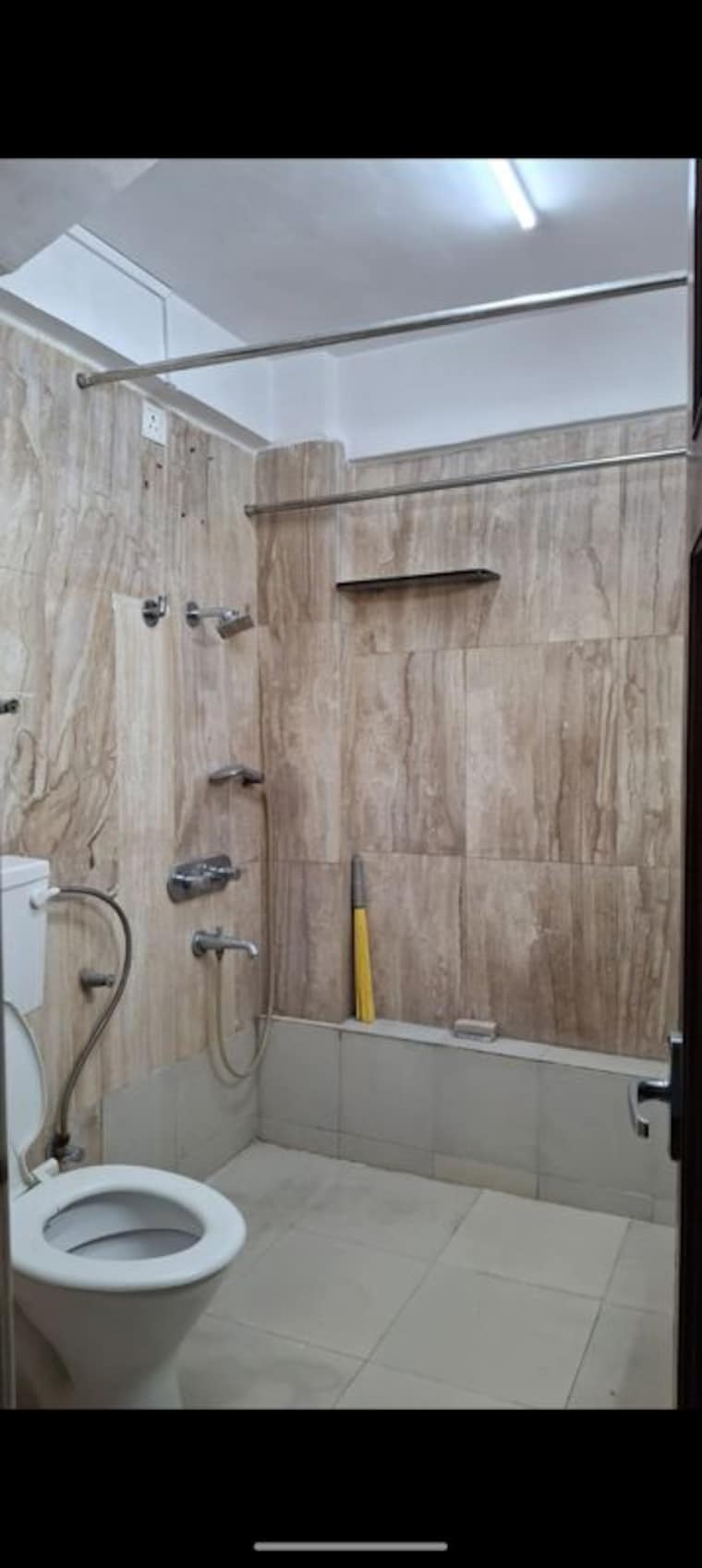 Bathroom, andheri east 1 Bedroom 430 Sq.Ft. Apartment In Andheri East Mumbai 9812403