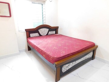Bedroom in 2 BHK Builder Floor at Kondapur – for Rent