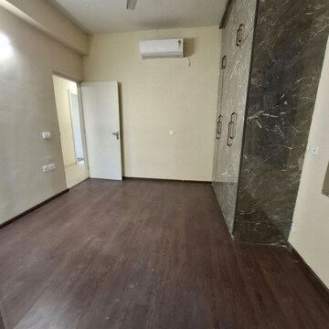 Room in 3 BHK Apartment at Paras Dews, Panwala Khusropur – for Rent