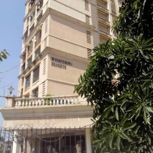 2 BHK Apartment For Rent in Bandra West