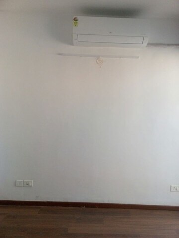 Room in 2 BHK Apartment at Urban Axis Urban Woods, Sushant Golf City – for Rent