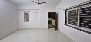 Room in 3 BHK Builder Floor at Kondapur – for Rent