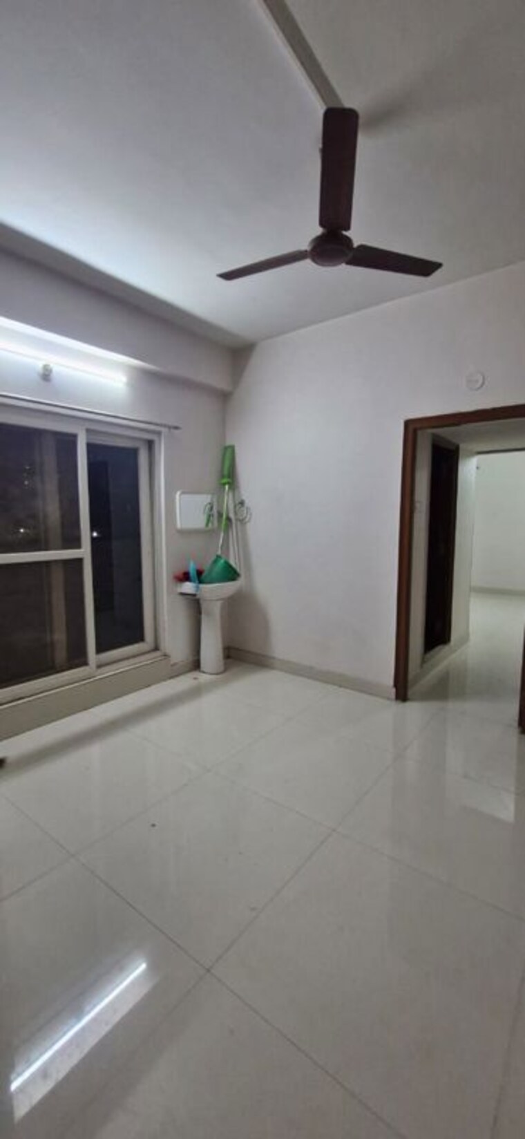 Room, kondapur 3 Bedroom 2000 Sq.Ft. Builder Floor In Kondapur Hyderabad 9812479