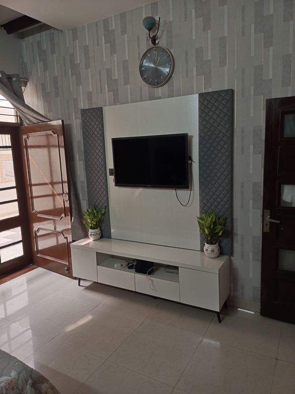 4 BHK + Extra Room Independent House For Sale in Sector 9