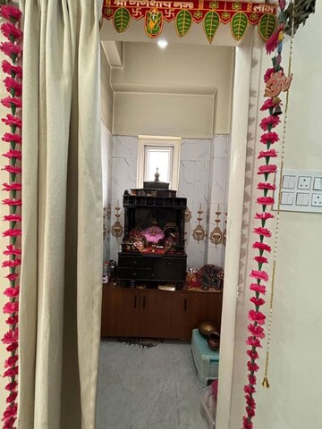 Furnished Amenities in 2 BHK Apartment at Kondapur – for Rent