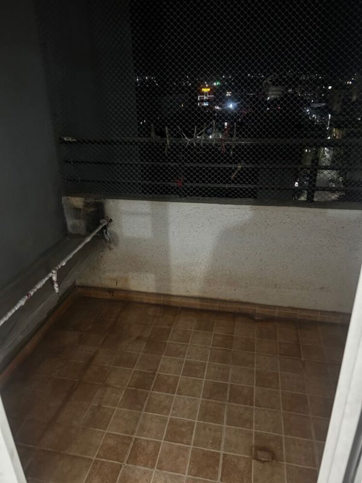 Balcony, om-shriniwas-venkatesh-classic 2 Bedroom 690 Sq.Ft. Apartment In Hadapsar Pune 9464629