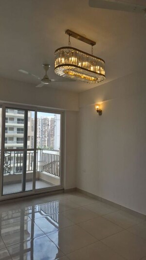 Room in 3 BHK Apartment at ABA Ivy County, Sector 75 – for Rent