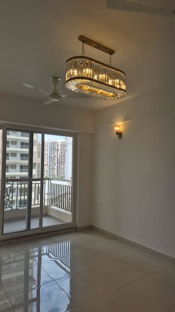 Room in 3 BHK Apartment at ABA Ivy County, Sector 75 – for Rent