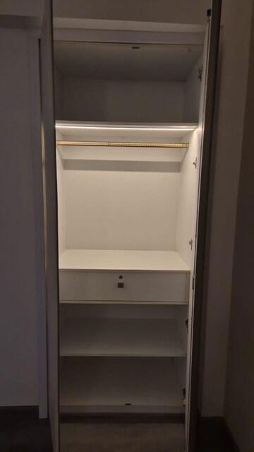 Furnished Amenities in 3 BHK Apartment at ABA Ivy County, Sector 75 – for Rent