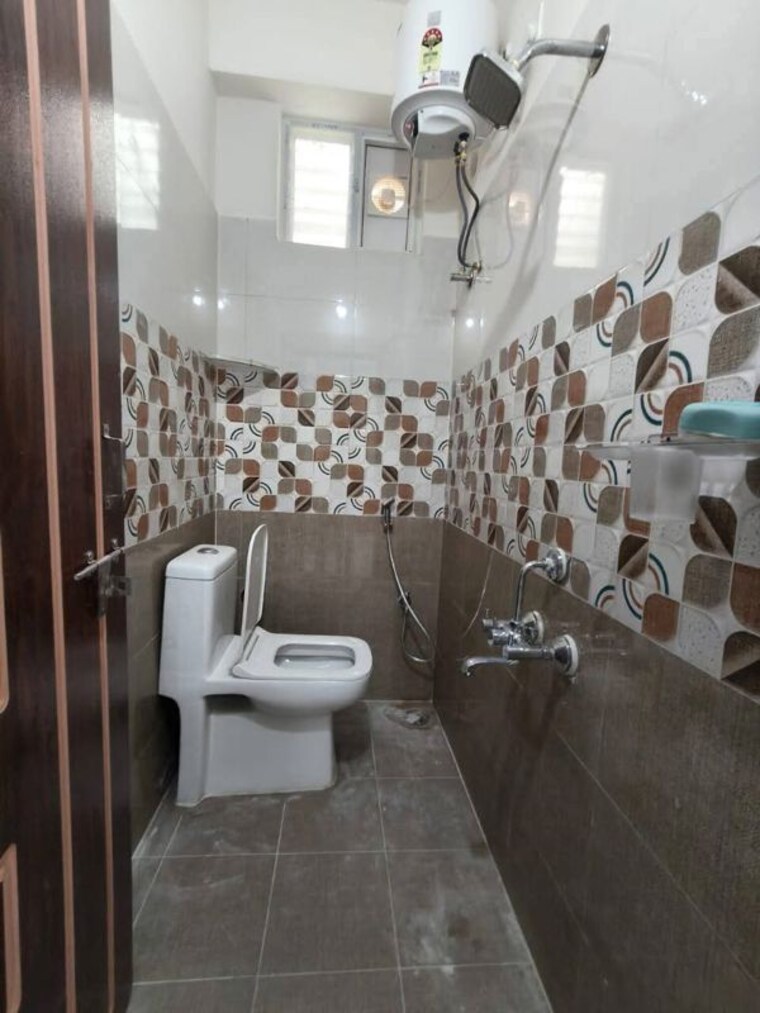 Bathroom, gachibowli 1 Bedroom 650 Sq.Ft. Apartment In Gachibowli Hyderabad 9812501