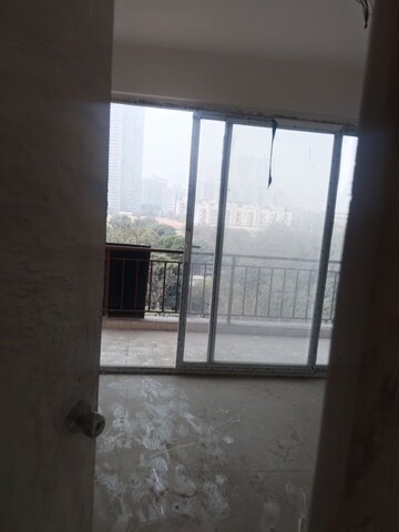 Room in 2 BHK Apartment at Bedarwals Sixty Three Golf Drive, Sector 63 – for Sale