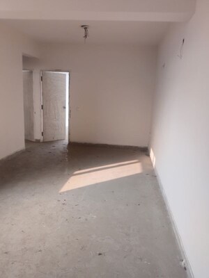 Room in 2 BHK Apartment at Bedarwals Sixty Three Golf Drive, Sector 63 – for Sale