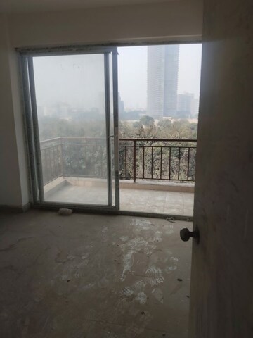 Room in 2 BHK Apartment at Bedarwals Sixty Three Golf Drive, Sector 63 – for Sale